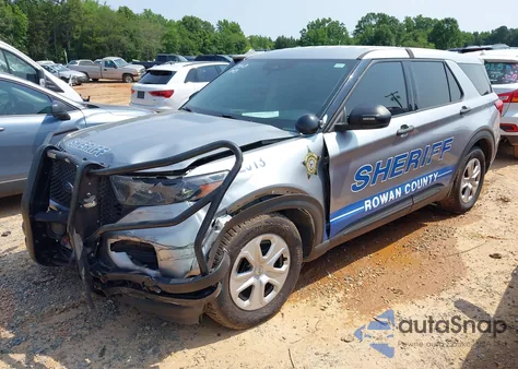 2020 Ford Police Interceptor z USA, uszkodzony, nr VIN 1FM5K8AC7LGB86327